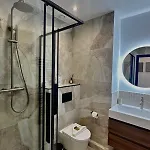 Appartement Chic Et Confort- Nice- 3 à 5 Personnes *